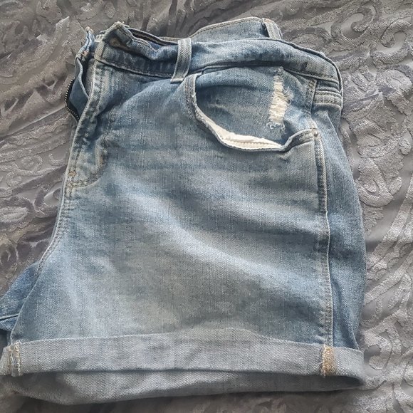 Jean shorts - Picture 2 of 3